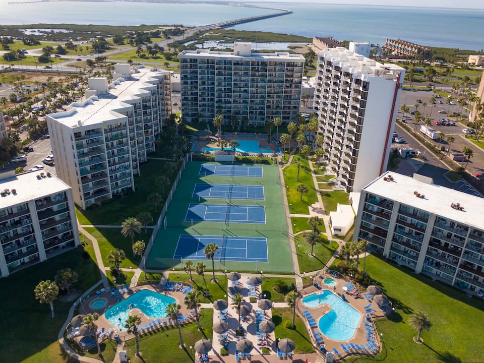 saida towers condos tx